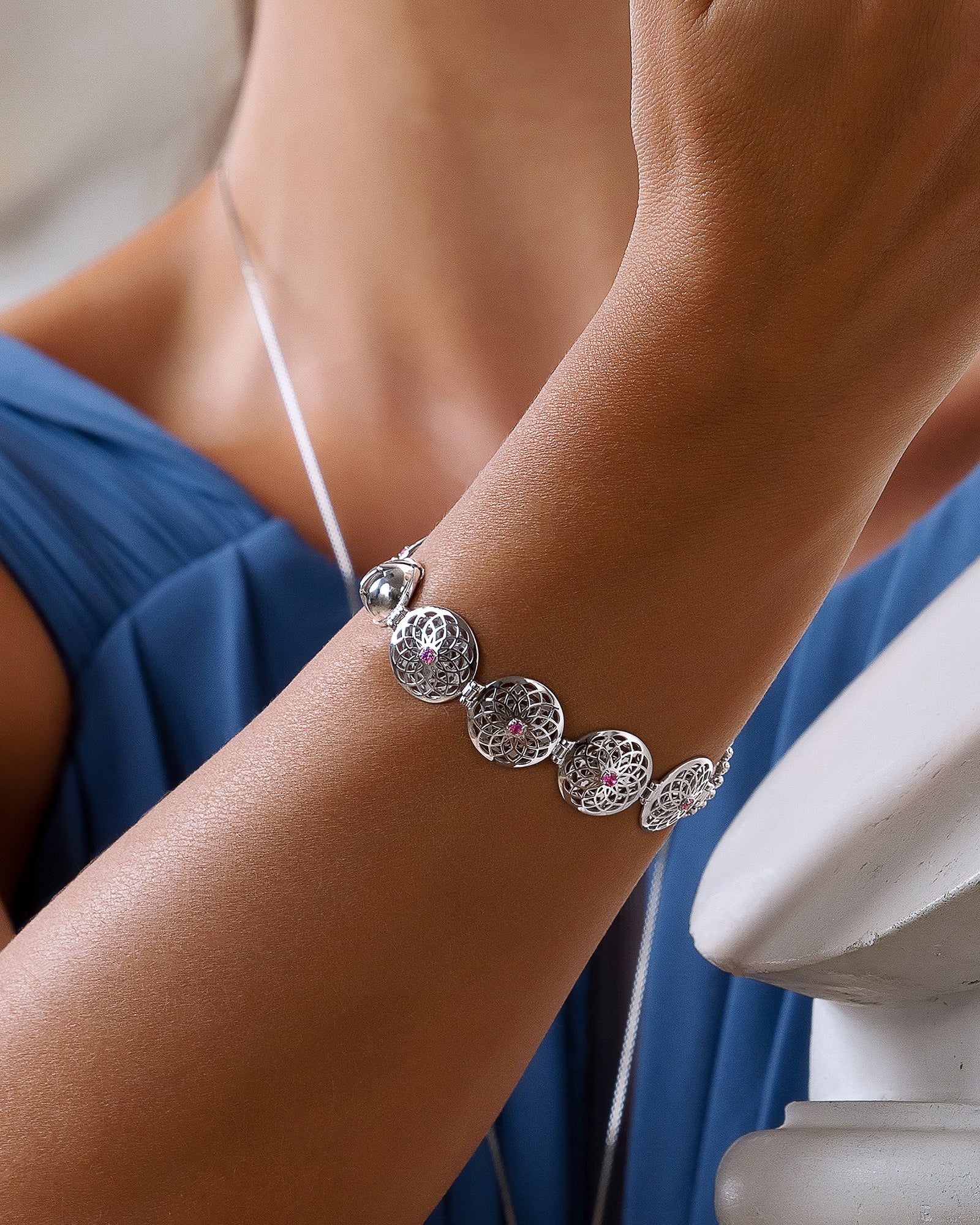 Mimosa Bracelet in 18kt White Gold and Pink Sapphires